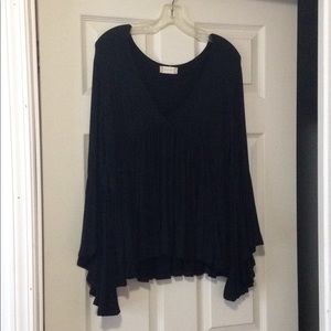 Black Altar'd State Bell Sleeve Top Size Small